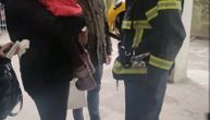 Vatrogasci iz Užica spasili devojčicu (3) iz zaglavljenog lifta: Dete predato roditeljima
