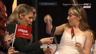 "Kakav blam": Društvene mreže se usijale nakon što je voditelj RTS-a bacio Zoriji gumenu zmiju u krilo