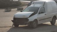 Saobraćajka na Ibarskoj magistrali: Kamion naleteo na pikap vozilo, vozač povređen i prebačen u bolnicu