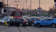 Velika gužva kod Sava centra, petak i špic: Stao i tramvaj, saobraćaj usporen