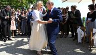 Političarka plesala sa Putinom na svadbi, sad tvrdi da je morala da pobegne iz Austrije: "Život mi je uništen"