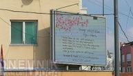 Vaspitačicama iz Leskovca roditelji za 8. mart poklonili bilbord s divnom porukom: Nekoliko redova ljubavi