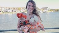 Maja uspeva sve sama: Kako izgleda život 25-ogodišnje samohrane mame bliznakinja