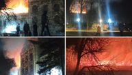 Pretužni prizori hotela u plamenu u Aranđelovcu: Vatra guta krov, širi se na sve strane
