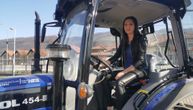 Ivana je ponos ivanjičkog kraja: Ne libi se najtežih poslova, a najdraži poklon joj je nov traktor