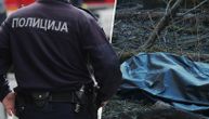 Užas kod Laćarka: Telo žene leži na putu, pored nje staklo i plastika