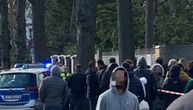 Fotografije incidenta ispred ambasade Srbije u Berlinu: Srbi se potukli u redu za glasanje