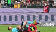 Jeziva povreda u Bundes ligi, fudbaleru se za 180 stepeni okrenula noga