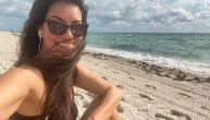 Voditeljka objavila fotografiju sa plaže: Fanovi joj poručuju "Kilibarda mačko"