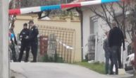 Slike sa lica mesta posle masakra: Čačak blokiran, policija češlja ulicu u kojoj se desilo trostruko ubistvo