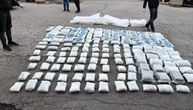 "Mercedesom" iz Albanije hteli da prošvercuju skoro 200kg droge u Srbiju: Marihuana pronađena u pokretnom podu