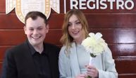 Ukrajinka i Rus se venčali nakon bekstva iz Ukrajine: Ceremonija održana u Meksiku, nadaju se odlasku u SAD