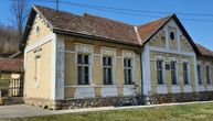 Zgrada stare škole biće jedinstvena u Evropi: Gradi se prvi Muzej ćirilice u blizini velike srpske svetinje
