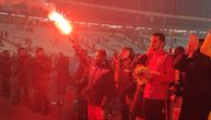 Kanga držao baklju podno severa: Igrači Zvezde stali pred Delije i začuli "huk" navijača posle Partizana