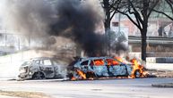 Neredi u Švedskoj: Desničari pretili da će spaliti Kuran, više povređenih u sukobu policije i demonstranata