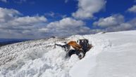 2 dana trajala borba sa ogromnim snegom na Goliji: Put preko Odvraćenice ponovo prohodan