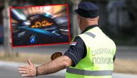 Kolima namerno udario policajca kod Lozničkog Polja: U gepeku mu nađeno 8 paketa robe i puška