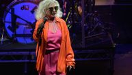 Legendarna Debi Hari u osmoj deceniji "žari i pali": Grupa Blondie je trenutno na turneji, evo kako zvuče