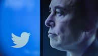 Desilo se: Tviter otpustio polovinu zaposlenih, Mask se oglasio tvitom