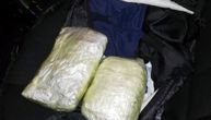 Zaplenjeno više od kilograma marihuane na Zlatiboru: Užičanin krio drogu u rancu na zadnjem sedištu automobila