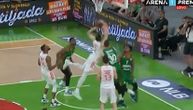 Mitrović uradio"nemoguće" za produžetak u Stožicama: Pogledajte čudesan potez košarkaša Zvezde