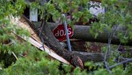 Raste broj žrtava snažne oluje u Kanadi: Najvšie ljudi stradalo kada je jak vetar obarao drveće