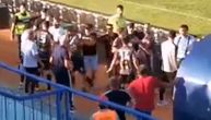 Haos u Bosni: Navijači tukli igrače na terenu zbog ispadanja iz Premijer lige