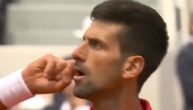 "Da vas čujem sad": Novak izveo majstoriju na mreži, pa tražio aplauze od Francuza