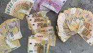 Pronađeno 30.000 evra u mercedesu u Preševu: Deo novca krili u jastučetu na sedištu vozača