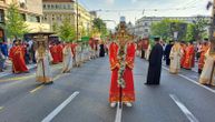 (UŽIVO) Spasovdanska litija krenula Beogradom: Predvodi je patrijarh Porfirije, molitva na platou ispred Hrama