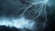 Spisak saveta kako da se zaštitite od oluje i udara groma: Nepogode u Srbiji najavljene za ceo dan