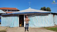 Čuvena crkva pod šatorom u Leskovcu posle 20 godina odlazi u istoriju: Viđena i po koja suza