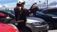 Detalji drame u Istri: Vatrogasci razbili prozor na autu da spasu bebu, pa se šokirali kad su došli roditelji