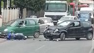 Teška saobraćajna nesreća u Nišu: Lekari se bore za život motocikliste