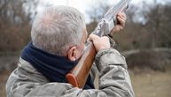 Zločin u selu kod Lebana: Deda iz lovačke puške ubio čoveka