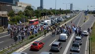 Radnici protestuju na auto-put kroz Beograd: Blokirana Gazela