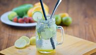 Sve prednosti čaše jutarnje vode sa limunom: Nutricionisti kažu da je to više od detoksikacije