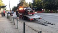Požar na automobilu u Čačku: "Jugo" se zapalio tokom vožnje, žena pobegla od buktinje
