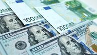 Dolar danas stabilan, evro ojačao za 0,2 procenta
