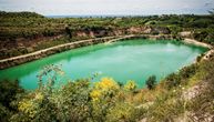 Prelepo kupalište na mestu nekadašnjeg rudnika: Bešenovačko jezero je fruškogorska oaza mira