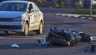 Auto pokosio motociklistu, bore mu se za život: Teška saobraćajna nesreća kod Vukovog spomenika