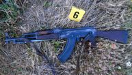 Hapšenje u Prizrenu zbog nanošenja teških telesnih povreda nožem: Policija na mestu sukoba pronašla pušku