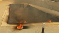 Vatra šiklja iz bazena i oko njega: Neverovatan snimak požara ispred vile u Hrvatskoj