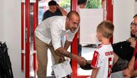 Borjan prodavao sezonske na Marakani: Poručio najmlađim navijačima da je Zvezda stvar kućnog vaspitanja