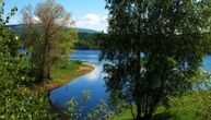 Žuta bukva i plutajuća ostrva simboli su najvišeg i najvećeg veštačkog jezera u Srbiji