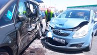 Jedna osoba ostala mrtva na mestu, troje u bolnici: Težak sudar četiri vozila kod Koceljeva