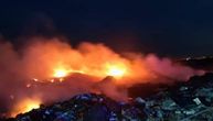 Veliki požar bukti u Žablju, gori deponija: Gašenje bi moglo da potraje do jutra