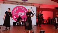 Na Guči nastupio bend "Divanhana": Pevačicu nadjačala publika, a ona se prepustila emocijama