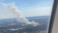 Prvi snimci stravičnog požara kod aerodroma Hitrou: Odjeknula eksplozija, iz aviona snimali haos
