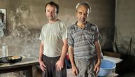 Teško bolesni, braća Goran i Slađan iz Vranja žive u sobi nalik zatvorskoj ćeliji: "Izgleda kao horor film"